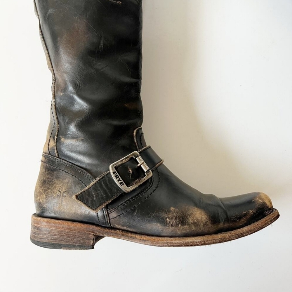 Frye Knee High Distressed Leather Boots Square Toe Engineer Buckle Biker 7.5 - Picture 3 of 7